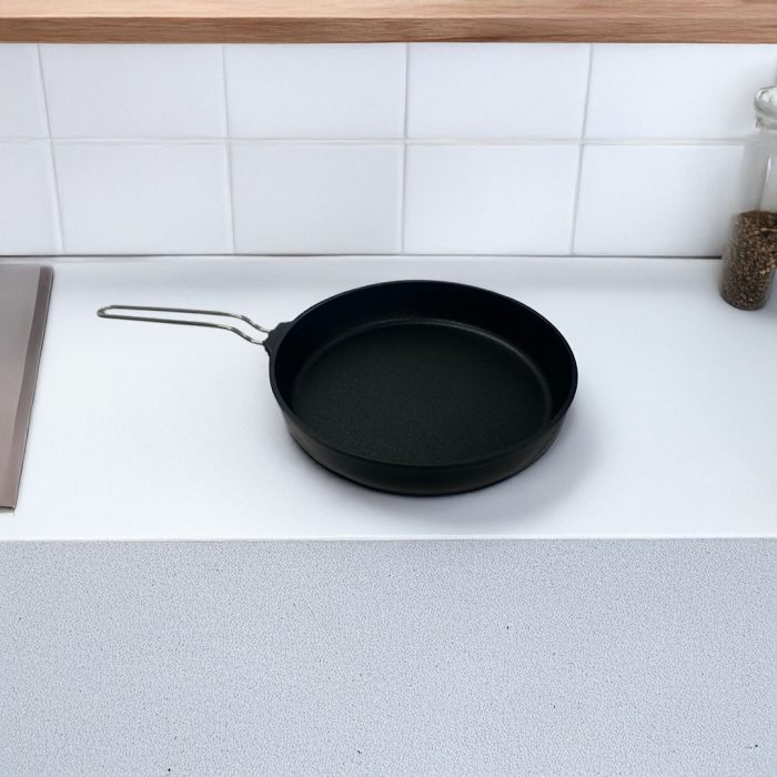 CEM Cast Aluminium Pan 28CM - Image 3