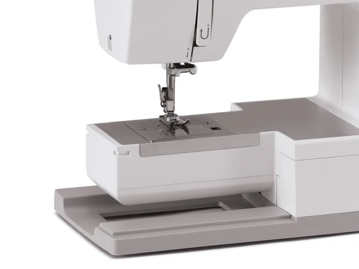 Singer Heavy Duty 5511 Sewing Machine - Image 4