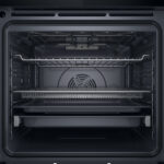 Whirlpool 60cm Black W7 Built-In Electric Oven – WOI78HT1SBA - Image 2